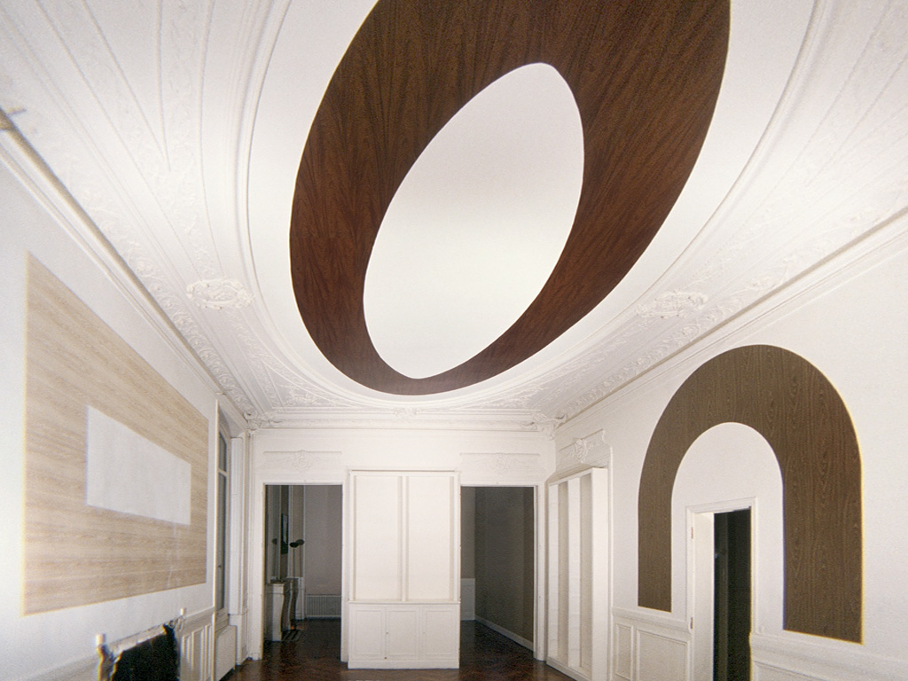 Claude Closky, ‘Oval, Rectangle and Reversed U,’ 1989, insitu installation, fake wood vinyl, dimensions variable. Exhibition view Espace Barres, Paris